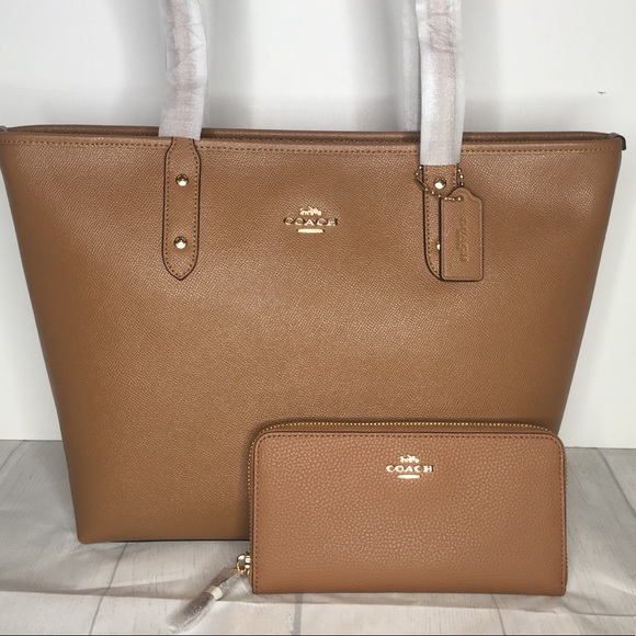 NWT Coach Large City Zip Tote - Picture 7 of 8